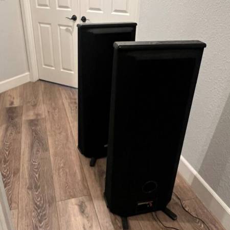 DCM TimeFrame TF600 speakers