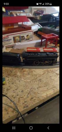 TRAIN SETS AND ACCESSORIES