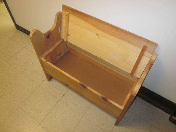 BENCH STORAGE, YOUTH DESK CHAIR * * REDUCED