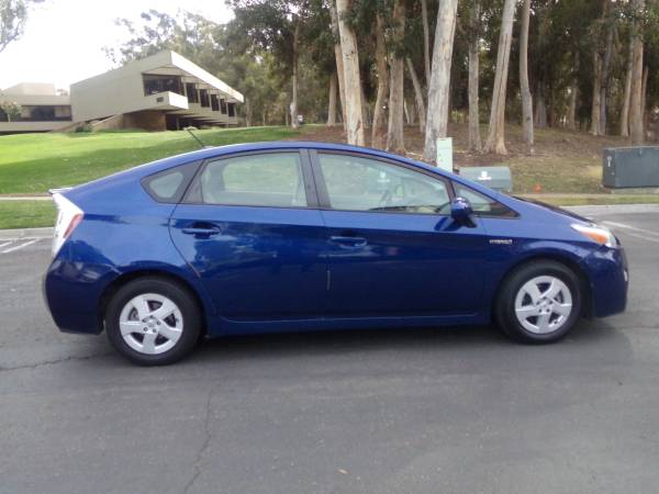 2011 TOYOTA PRIUS SPORT——–DEALER SPECIAL——–GREAT ECONOMY–