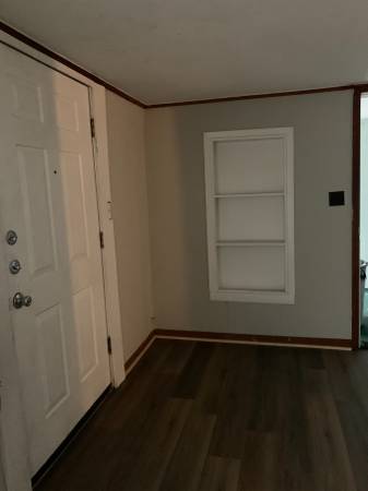 Home for Rent, w/ appliances, new flooring, some bills paid!