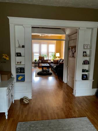 Nice 2 BR apt with private porch and on-site laundry