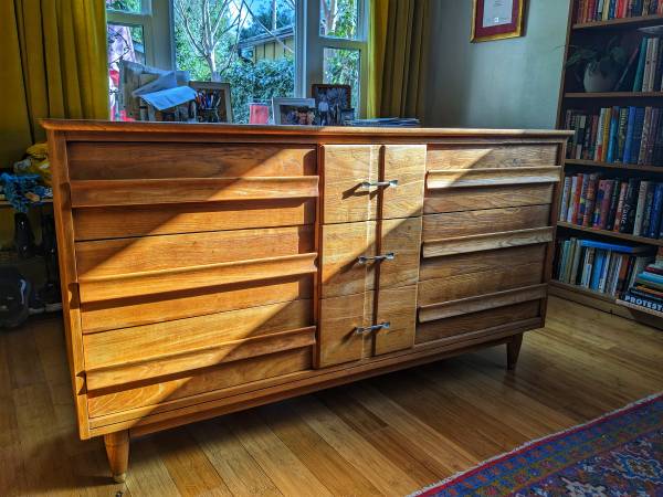 Mid Century Modern Dresser