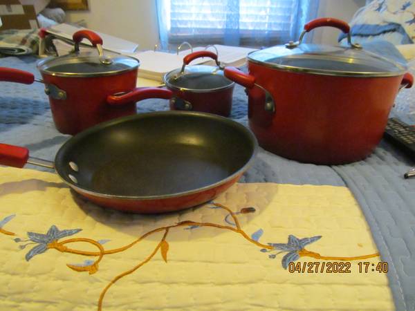 Rachel Ray 4pc. cookware in red