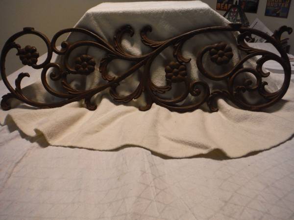 Cast Iron Wall Decor