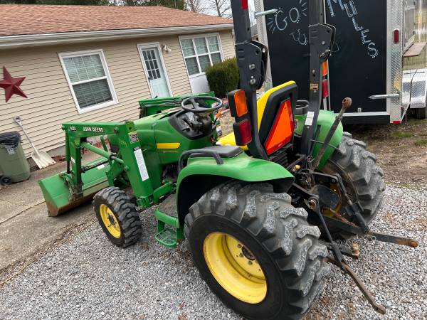 John Deere 4310