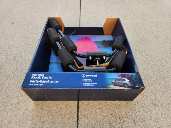 attwood Roof Rack Kayak Carrier Easy Install Universal Fit NEW in Box