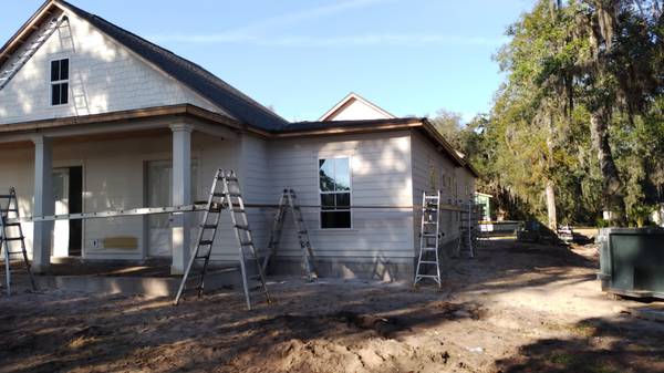 Siding and soffit subcontractor