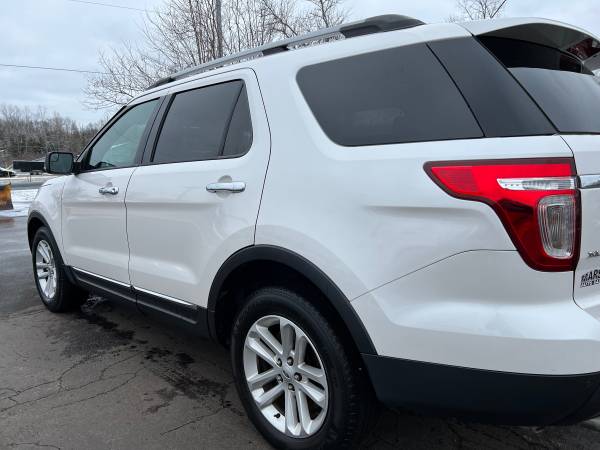 One Owner! 2015 Ford Explorer XLT! Clean! Finance Guaranteed!