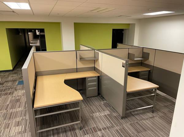 OFFICE FURNITURE SALE**NICE PRE- OWNED HERMAN MILLER CUBICLES * DESKS