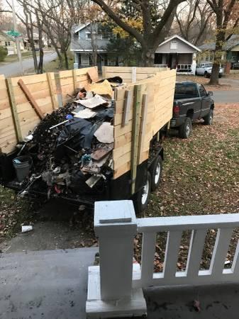 CHEAP JUNK, TRASH & BRUSH REMOVAL / HAULING