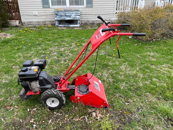 Troy-Bilt Bronco Axis Rear Tine Tiller