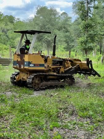 For Hire Bulldozer Tractor Road Grading Cut Fire Breaks Land clearng