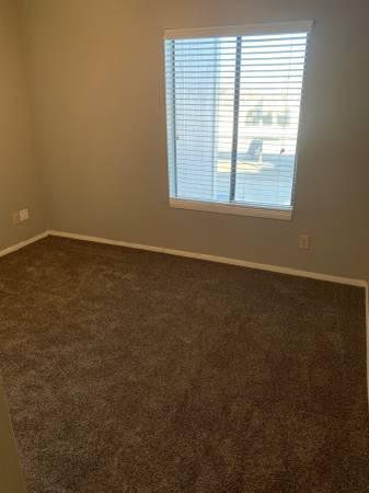 2 Bedroom 2 Full Bath Ready 2/24! #1025