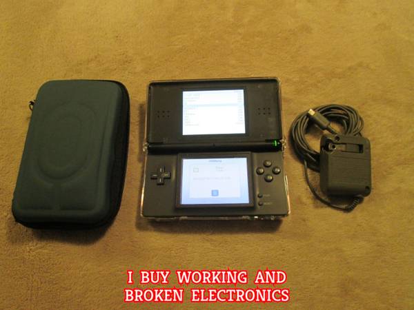 NintendoDS Lite 64gb With Case, Games And Accessories