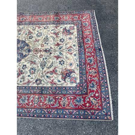 Antique Hand Knotted Wool Persian Wool Kashan Area Rug 6′ x 10’3