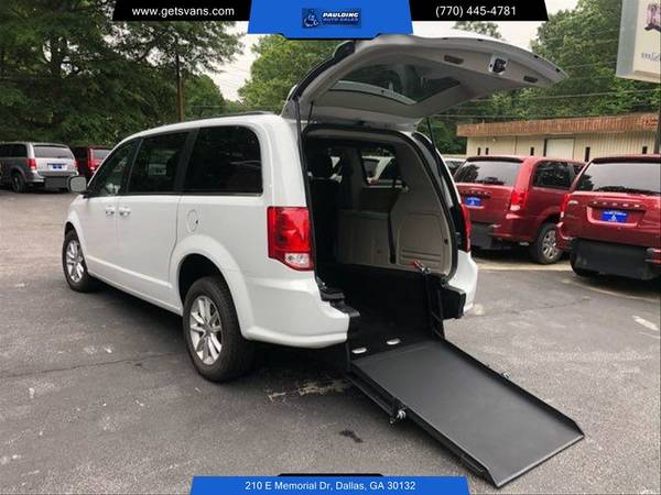 2015 *Chrysler* *Town* ** *Country* *haNDICAP* WHEELCHAIR ACCESSIBLE