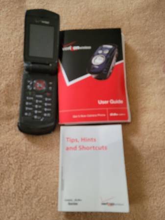 Assorted Verizon Cell Phones