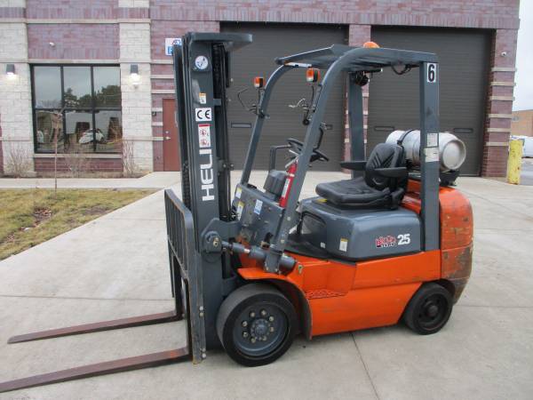 5K LB. Capacity 2014 Cushion Forklift