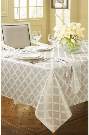 Lenox Laurel Leaf Tablecloths