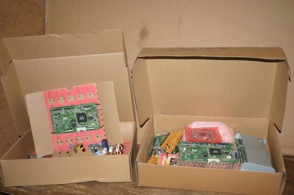 Like New 8 Boxes LCD TV PCB