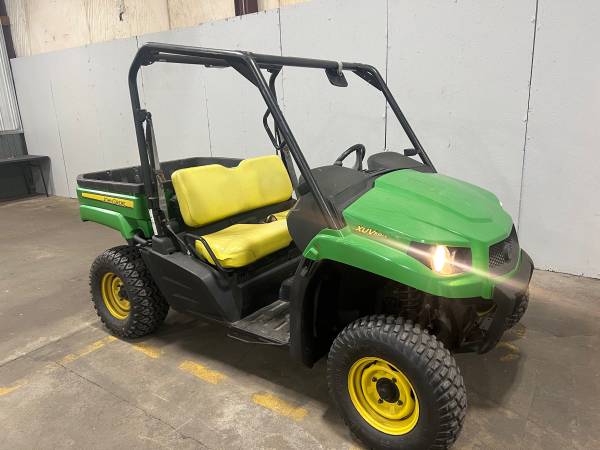 John deere gator