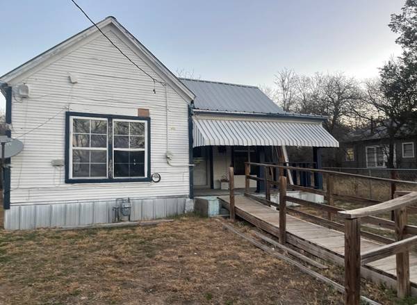 CHEAP Historic Downtown Temple Fixer Upper