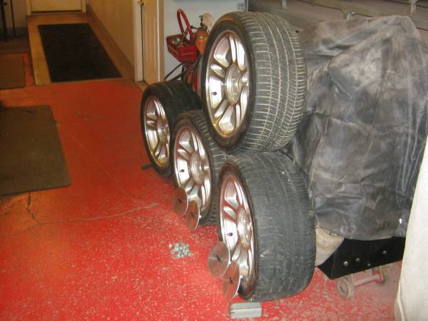 Nice 96-98 Mustang GT Wheels/tires