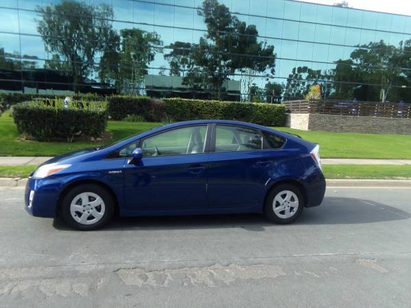 2011 TOYOTA PRIUS SPORT——–DEALER SPECIAL——–GREAT ECONOMY–