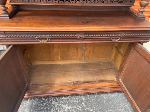 Solid OAK Hunt Cabinet/ Sideboard English 1800’s