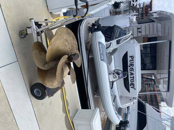 Boat Bottom Cleaning $3.00 & up