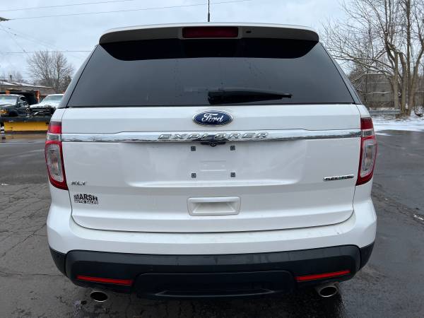 One Owner! 2015 Ford Explorer XLT! Clean! Finance Guaranteed!