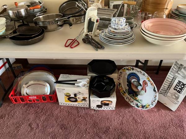 Moving sale