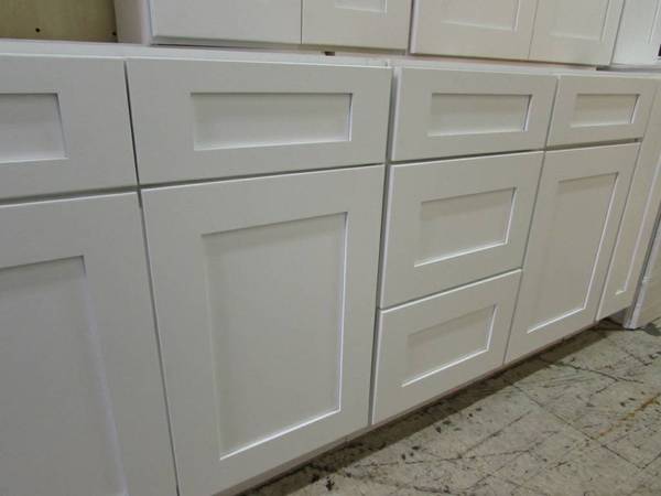 New White Shaker Kitchen Wood Cabinets & Bathroom Vanity Cupboards!