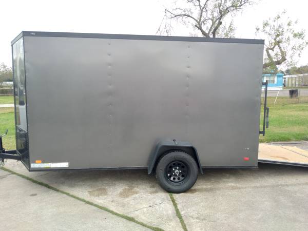 2021 6×12 Enclosed Trailer V-Nose