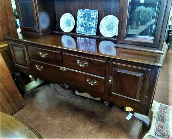 Ethan Allen Georgian Court Cherry Server Sideboard w/Hutch-66″W-NOW