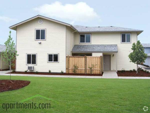 Solid Oak Cabinetry, Community Patio, Banquet Room, Playground