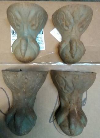 FOUR ANTIQUE CLAW FOOT BATHTUB LEGS # 1-4 DATED 1907