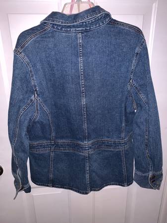 Women’s Jean Jacket by Jones Sport