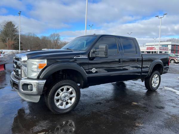 2011 Ford F-250 Lariat 4×4 Crew Cab