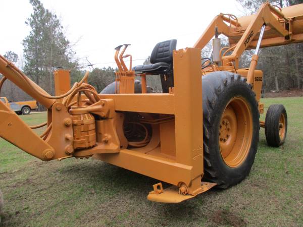 Ford 4650 Backhoe