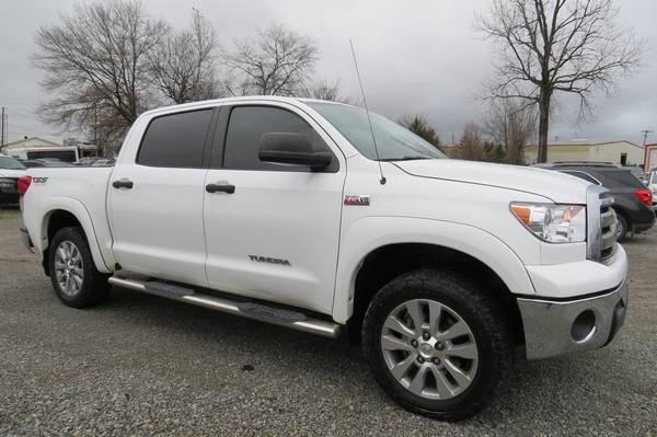 2013 Toyota Tundra TSS Off Road 4×4 Crew Max