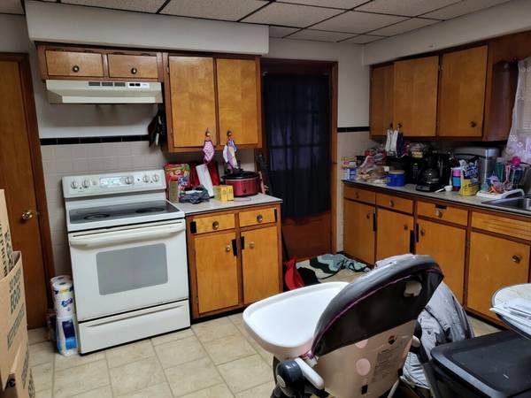 South Scranton Small Single Family 2 bed $700 + utilities