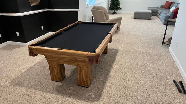 Billiards Table Service