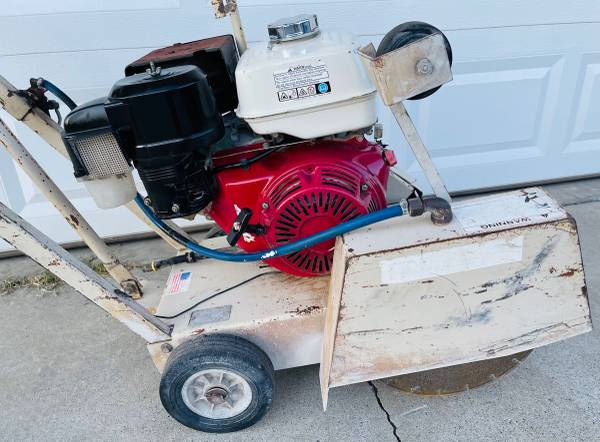 Edco Walk-Behind Wet Concrete saw and Honda 13.0hp Engine