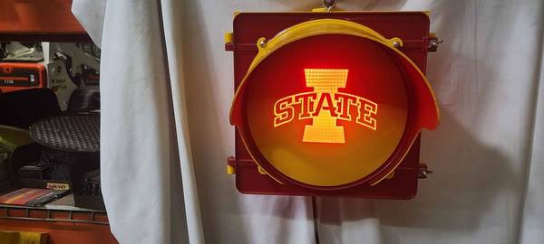 IOWA STATE CYCLONE MANCAVE LIGHT