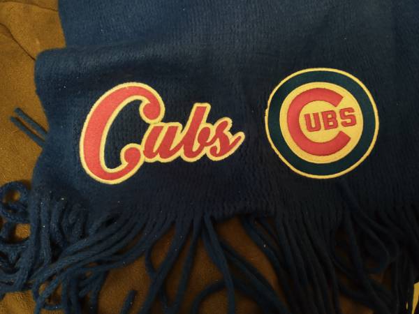 New Chicago Cubs FOCO Oversized fringed scarf,Fathead