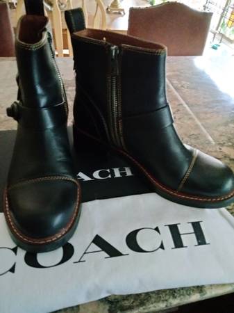 Genuine Leather Coach Moto Bootie. Womens 8 B.