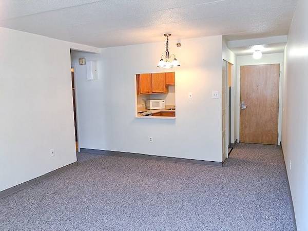 Wonderful comfort and style! Senior living at its best! 1 Bed 1 Bath