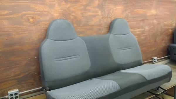 99-2008 Ford F-250/350 Super Duty Bench Seat. Rebuilt